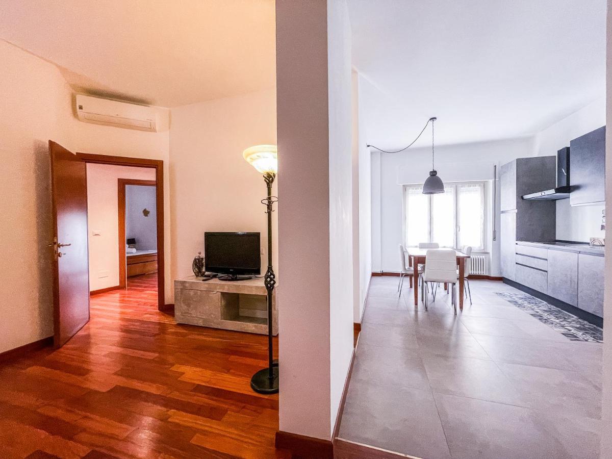 Myhouse Inn Porta Nuova - Affitti Brevi Italia 토리노 외부 사진